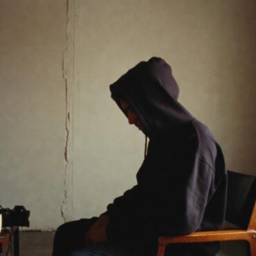 Cum se câștigă bani din muzică în 2026 și de ce succesul nu mai înseamnă faimă