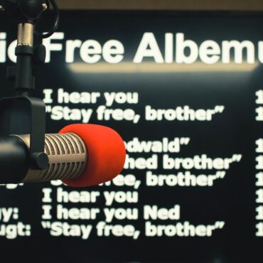 Povești reale de la ascultători Radio XXL: întâmplări care ne-au făcut să zâmbim